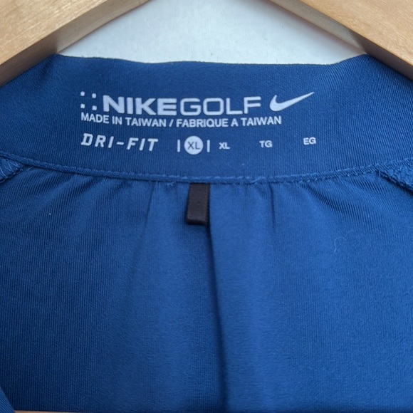 NWOT Nike Golf dri-fit top - Picture 2 of 5